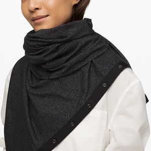 LULULEMON VINYASA SCARF FOR SALE!!
